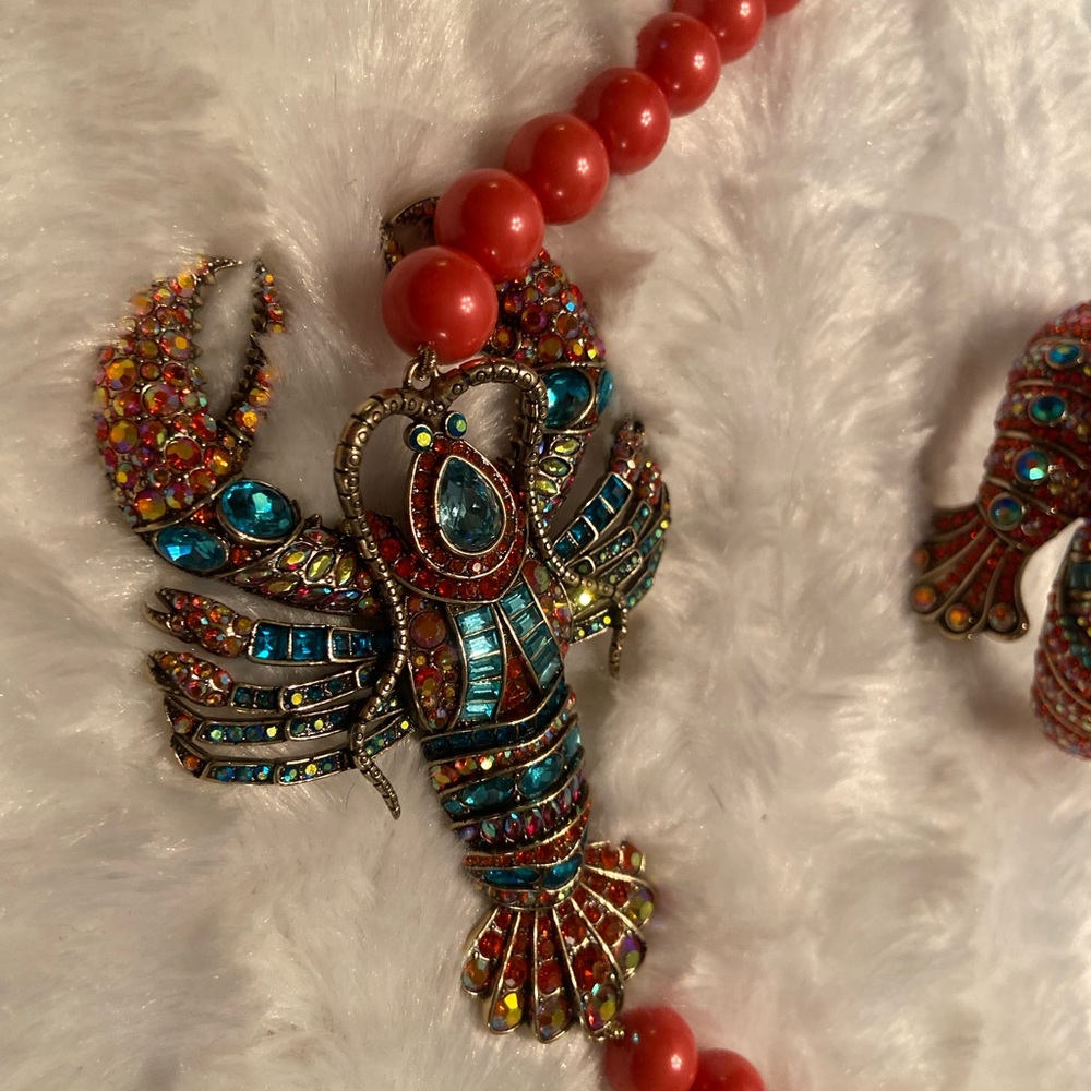 Heidi Daus Red Lobster Necklace - Picture 3 of 3